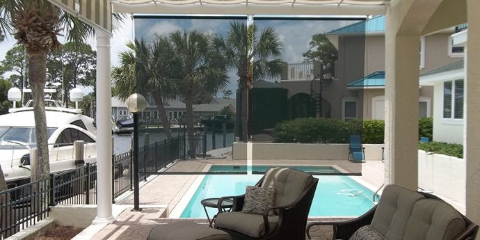 ShadeFlex-Outdoor-Blind-on-aluminum-patio-cover